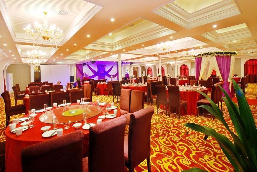 Xi'An Hometown Runtu Business Hotel מראה חיצוני תמונה